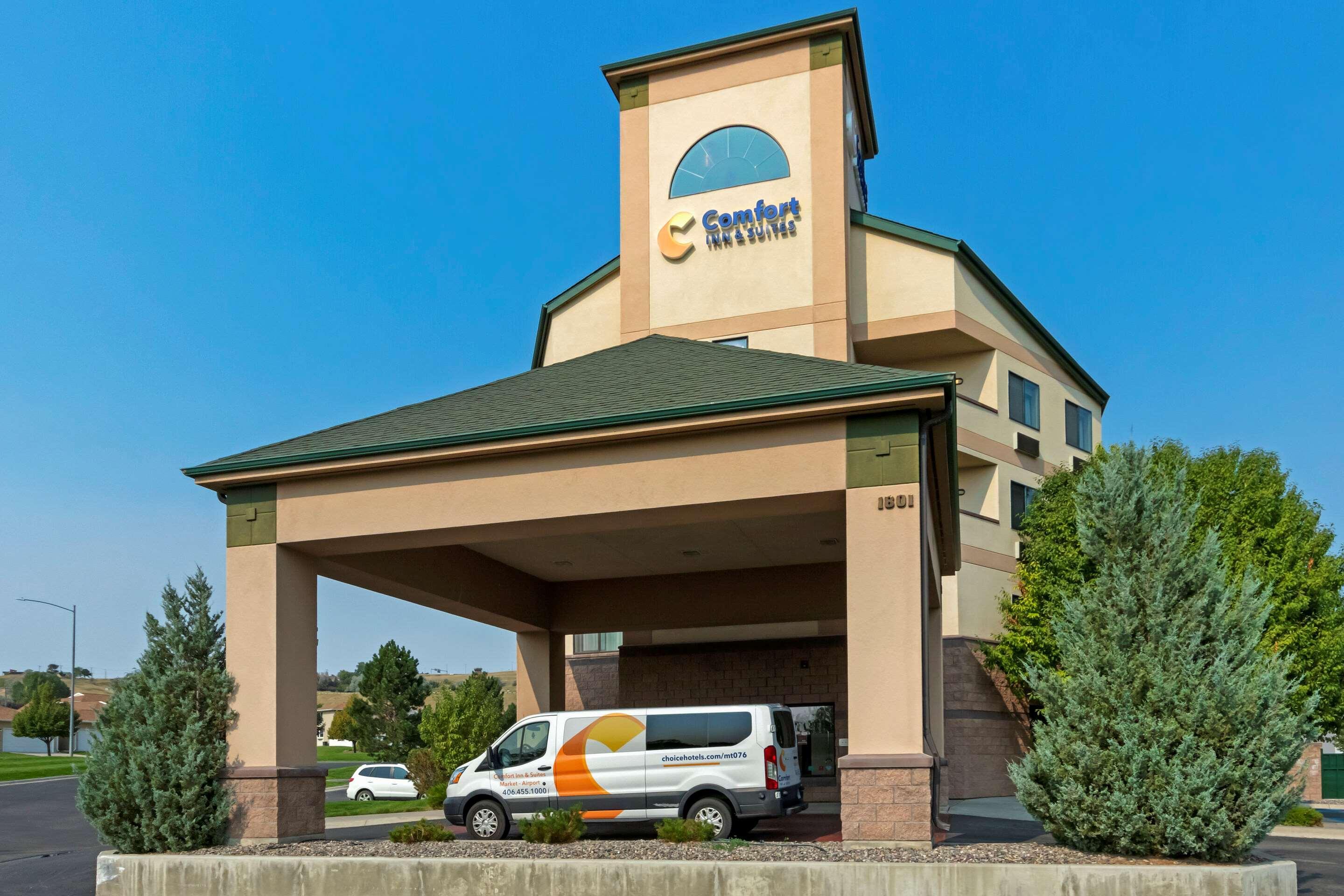 Comfort Inn & Suites Market - Airport Great Falls Exterior photo